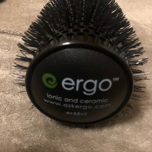 Ergo Ionic Ceramic round brush 3 1/2